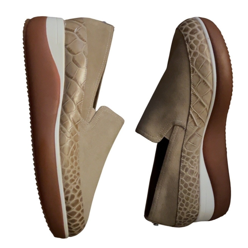 Donald Pliner Lizzee Slip-On platform slip on -‎ Size 8